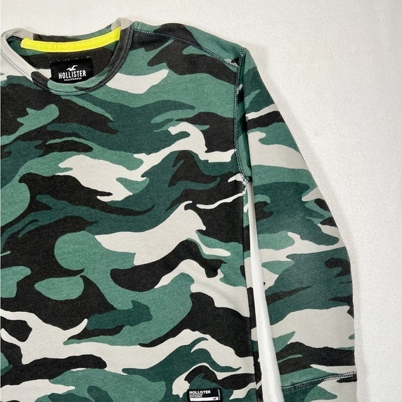 HOLLISTER Southern California Pacific Merchants Camo Pullover Sweatshirt Size XS - Picture 3 of 11